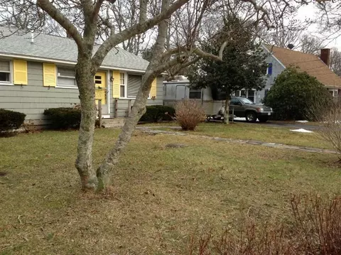 36 Rustic Ln, Hyannis, MA 02601 photo 1