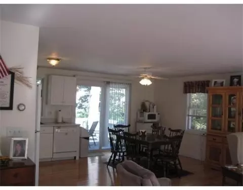 16 Christopher Dr, Wareham, MA 02571 photo 6