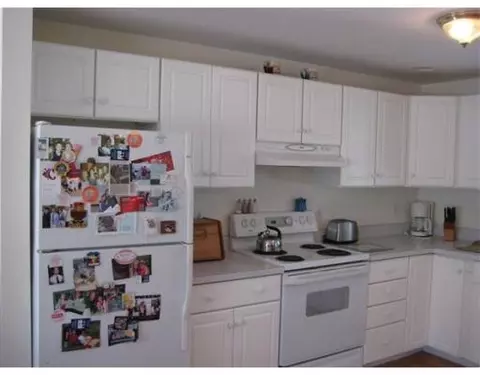 16 Christopher Dr, Wareham, MA 02571 photo 8