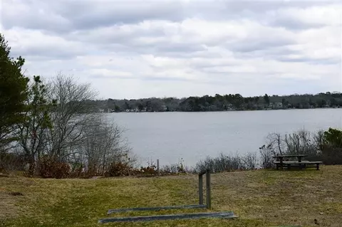 118 James Cir, Mashpee, MA 02649 photo 23