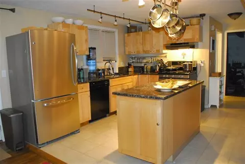 14 Grenadier Ln, Mashpee, MA 02649 photo 7