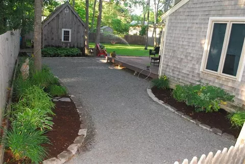 14 Grenadier Ln, Mashpee, MA 02649 photo 3