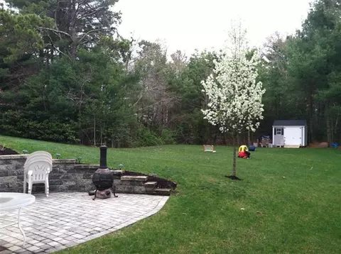 417 County Rd, Pocasset, MA 02559 photo 2