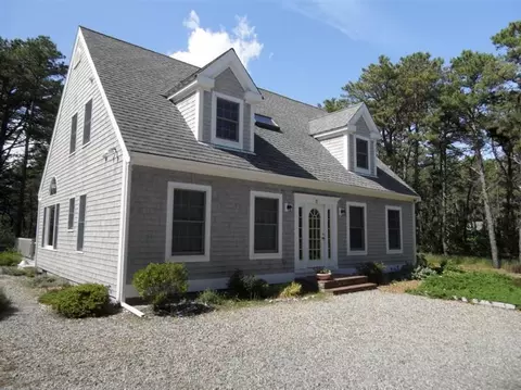 32 Midden Rd, Wellfleet, MA 02667 photo 1