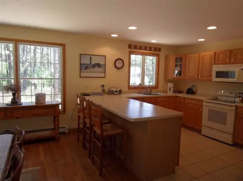 32 Midden Rd, Wellfleet, MA 02667 photo 3