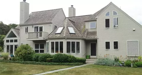 4 Grasslands Ln, Cataumet, MA 02534 photo 2