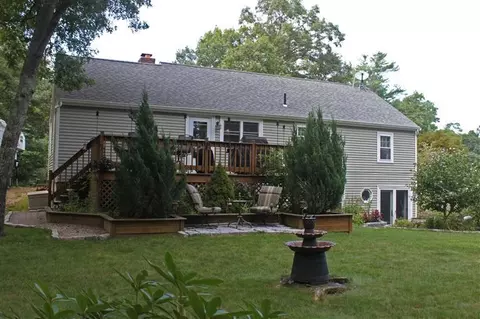 21 Mariner Cir, Cotuit, MA 02635 photo 20