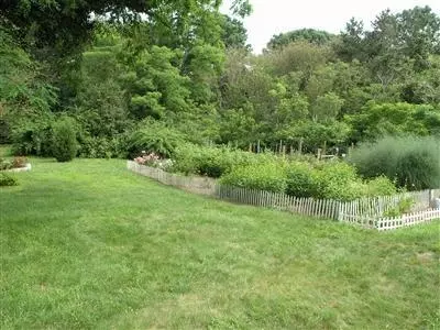 12 Willow St, West Barnstable, MA 02668 photo 32