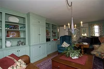12 Willow St, West Barnstable, MA 02668 photo 5