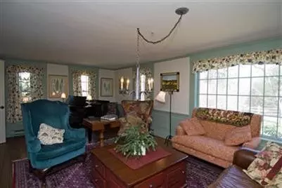 12 Willow St, West Barnstable, MA 02668 photo 4