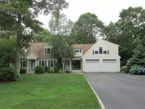 205 Blackthorn Rd, Marstons Mills, MA 02648 photo 2
