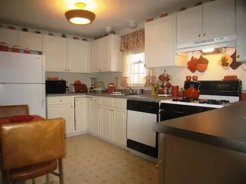 32 Spinnaker Ln, Pocasset, MA 02559 photo 4