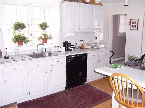 5 Roosevelt Rd, Cotuit, MA 02635 photo 11