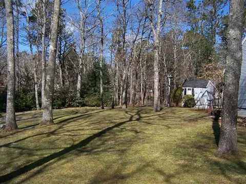 5 Roosevelt Rd, Cotuit, MA 02635 photo 22