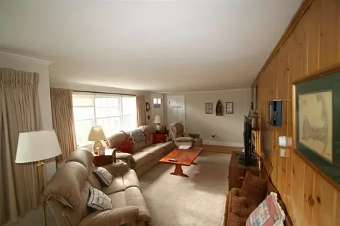 33 Pond St, Centerville, MA 02632 photo 7
