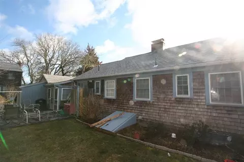 33 Pond St, Centerville, MA 02632 photo 5