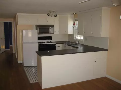 233 Megan Rd, Hyannis, MA 02601 photo 3