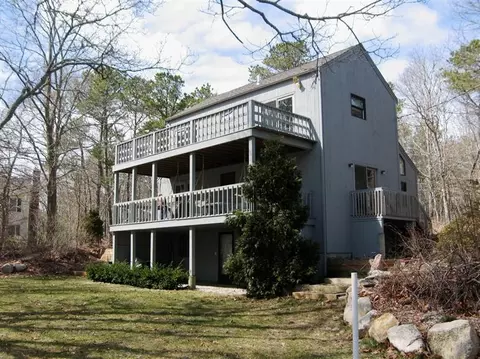 30 Captains Row, Mashpee, MA 02649 photo 2