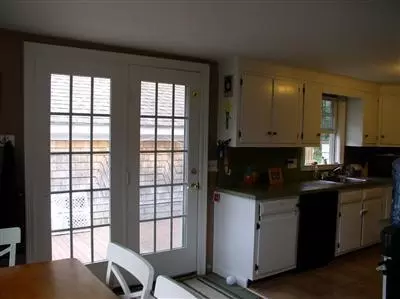 64 Sunset Cir, Mashpee, MA 02649 photo 8
