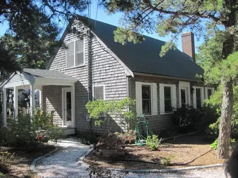 60 Wigwam St, Wellfleet, MA 02667 photo 2