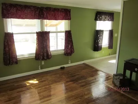 210 Walnut St, Hyannis, MA 02601 photo 8
