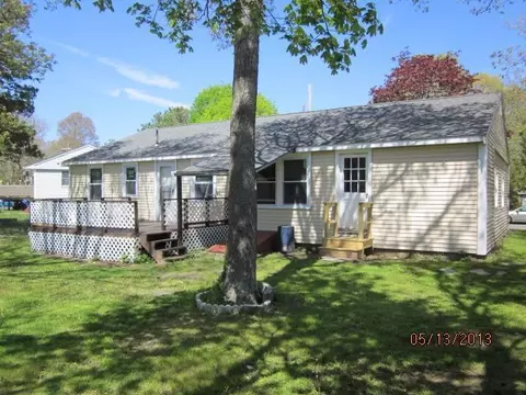 210 Walnut St, Hyannis, MA 02601 photo 5