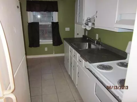 210 Walnut St, Hyannis, MA 02601 photo 14