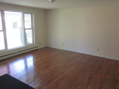 210 Walnut St, Hyannis, MA 02601 photo 6