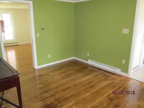 210 Walnut St, Hyannis, MA 02601 photo 9