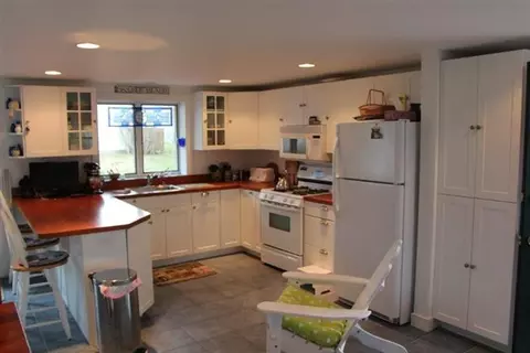 137 Leeward Rd, Bourne, MA 02532 photo 10