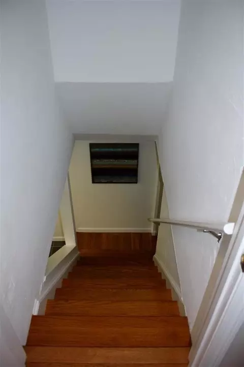25 Wellesley Cir, Hyannis, MA 02601 photo 26