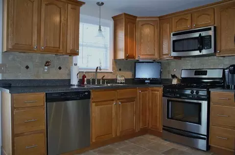 25 Wellesley Cir, Hyannis, MA 02601 photo 15