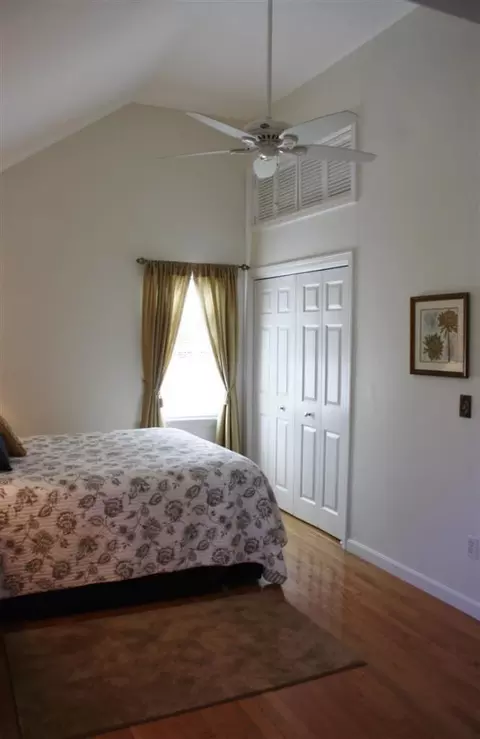 25 Wellesley Cir, Hyannis, MA 02601 photo 20