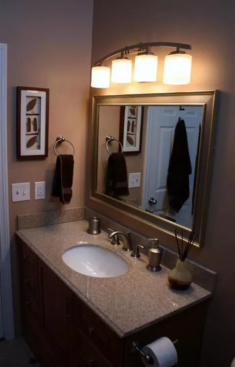 25 Wellesley Cir, Hyannis, MA 02601 photo 5