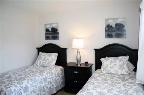 25 Wellesley Cir, Hyannis, MA 02601 photo 25