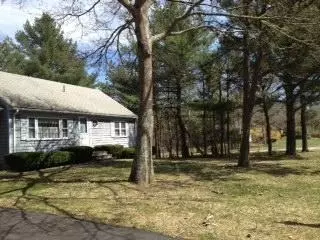 72 Anchor Ln, Cotuit, MA 02635 photo 1
