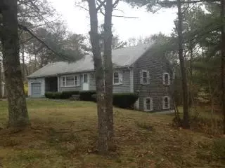 72 Anchor Ln, Cotuit, MA 02635 photo 4