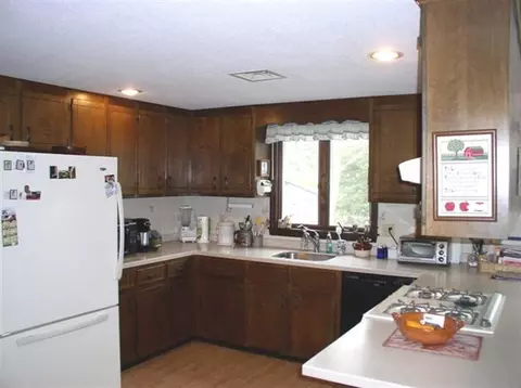71 Ansel Howland Rd, Centerville, MA 02632 photo 5
