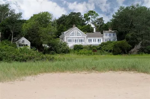 1036 Main St, Cotuit, MA 02635 photo 3