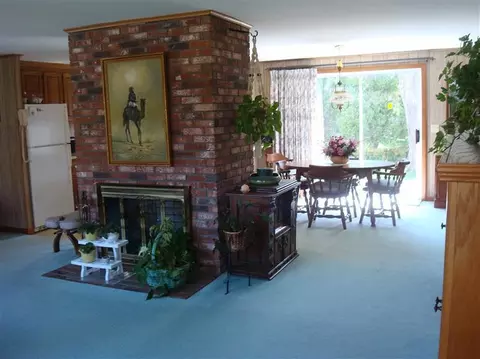 44 Shore Dr, Mashpee, MA 02649 photo 10