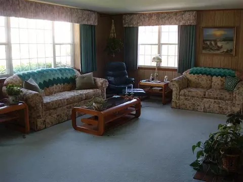 44 Shore Dr, Mashpee, MA 02649 photo 3