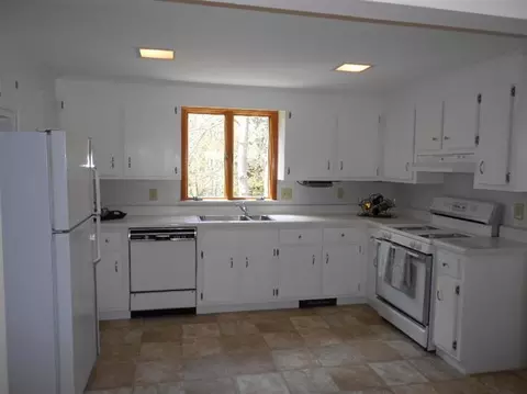 589 Old Stage Rd, Centerville, MA 02632 photo 9