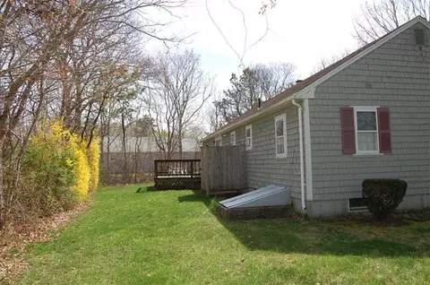 116 Compass Cir, Hyannis, MA 02601 photo 4