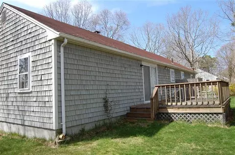 116 Compass Cir, Hyannis, MA 02601 photo 5