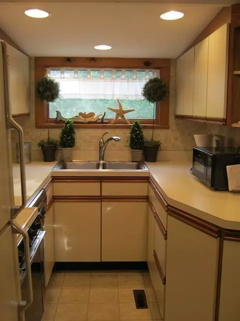 17 Keela Rd, Cotuit, MA 02635 photo 3