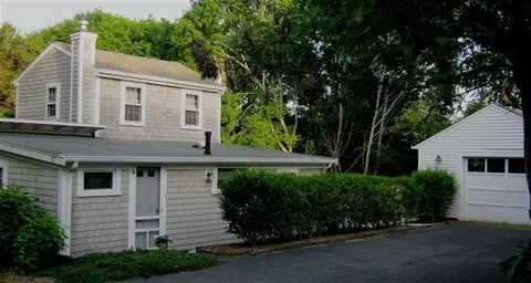 17 Keela Rd, Cotuit, MA 02635 photo 1