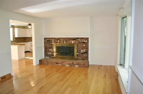 25 Jacqueline Ct, Centerville, MA 02632 photo 3