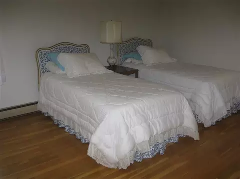 203 Eisenhower Dr, Cotuit, MA 02635 photo 8