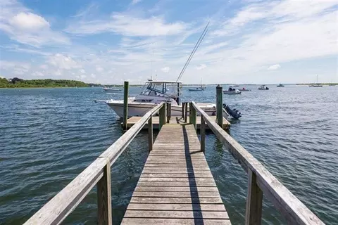 220 E Bay Rd, Osterville, MA 02655 photo 3