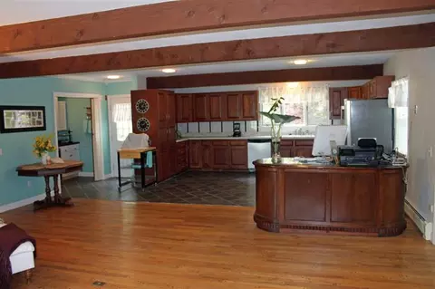611 Cedar St, West Barnstable, MA 02668 photo 1